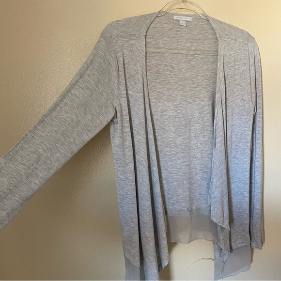 New York & Company Grey Long Sleeve Viscose Blend Open Cardigan - Picture 3 of 8
